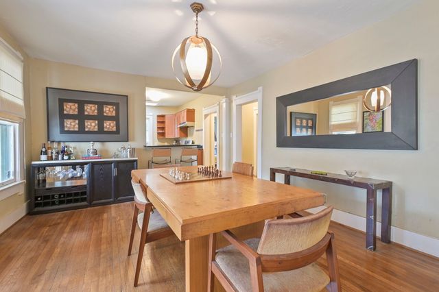 218 N Rosemont Avenue, Dallas, TX 75208