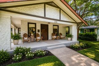218 N Rosemont Avenue, Dallas, TX 75208