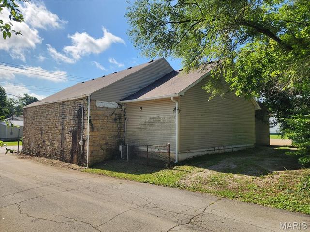 301 S Division Street, Bonne Terre, MO 63628