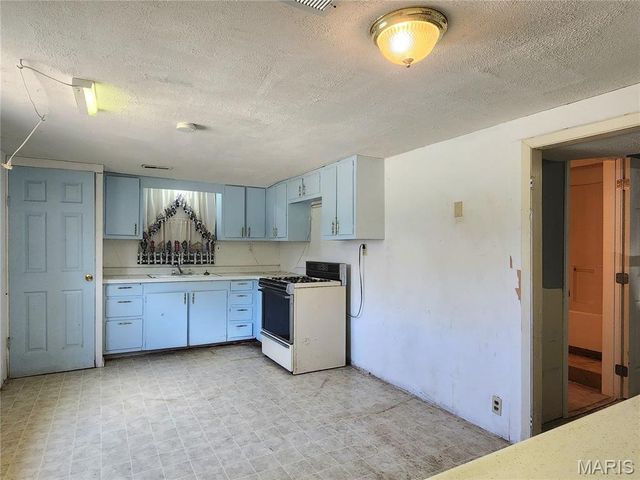 301 S Division Street, Bonne Terre, MO 63628