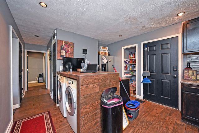 4042 Larkspur Drive, Dayton, OH 45406