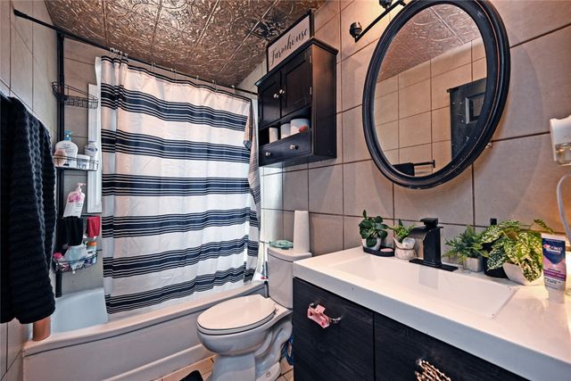 4042 Larkspur Drive, Dayton, OH 45406