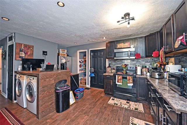 4042 Larkspur Drive, Dayton, OH 45406