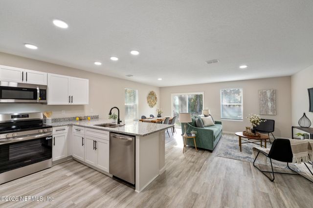 1128 COMANCHE Street, Jacksonville, FL 32205