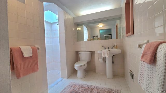 8054 Cazenovia Road, Manlius, NY 13104