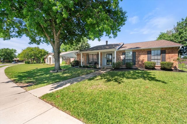 228 Willow Springs Drive, Coppell, TX 75019