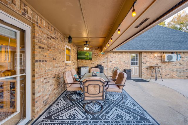 4115 Alpine Street, Paris, TX 75462