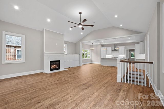 705 N Main Street, Davidson, NC 28036