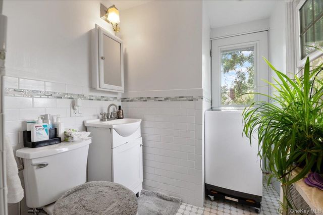 644 E 24th Street, Brooklyn, NY 11210
