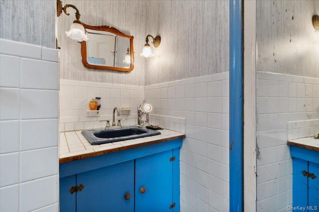 644 E 24th Street, Brooklyn, NY 11210