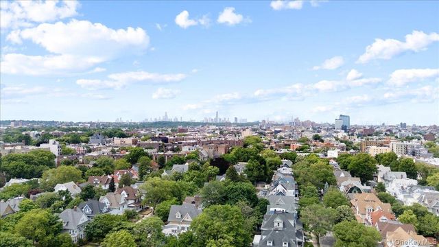 644 E 24th Street, Brooklyn, NY 11210