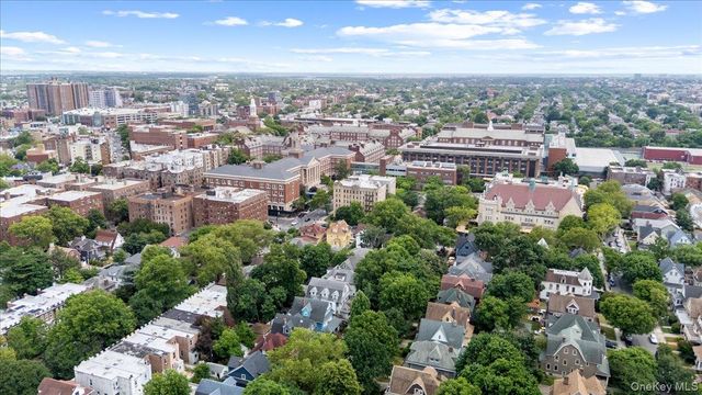 644 E 24th Street, Brooklyn, NY 11210