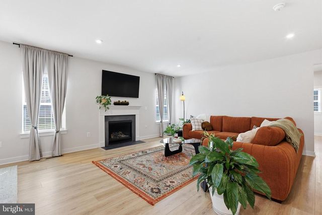 8705 DAVIS CT, Spotsylvania, VA 22553