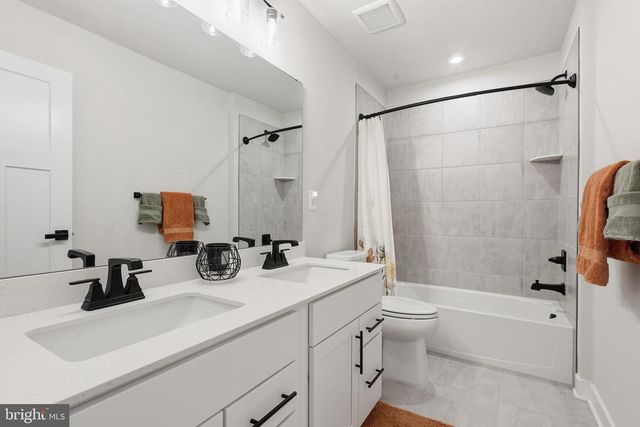 8705 DAVIS CT, Spotsylvania, VA 22553