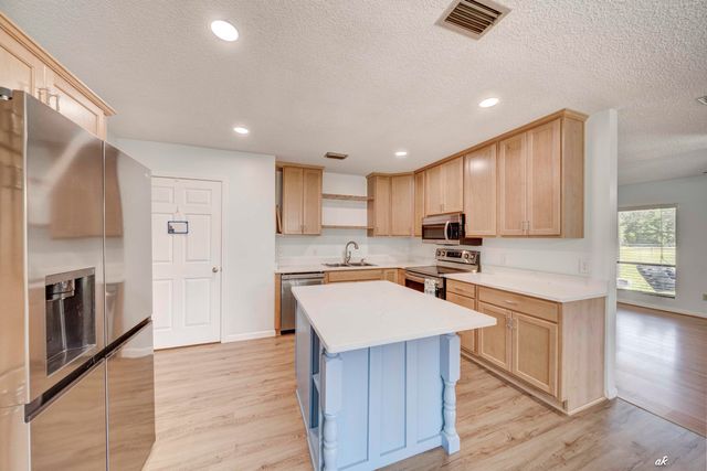 12835 Farm Road, Southport, FL 32409