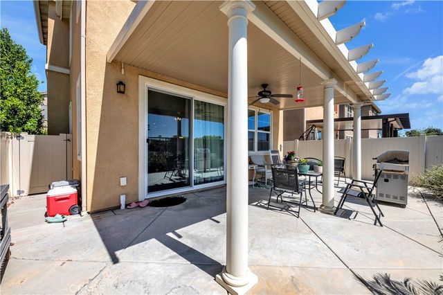 40042 Calle Real, Murrieta, CA 92563