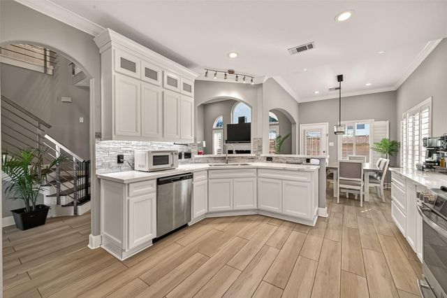 16327 Redwicke Lane, Houston, TX 77084