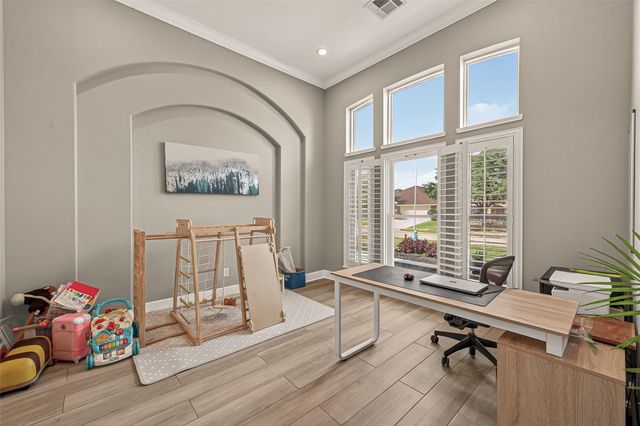 16327 Redwicke Lane, Houston, TX 77084