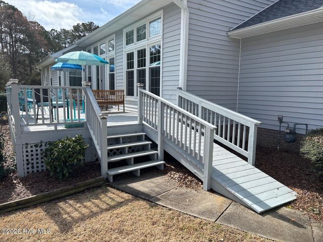 603 Winged Foot Court, New Bern, NC 28562