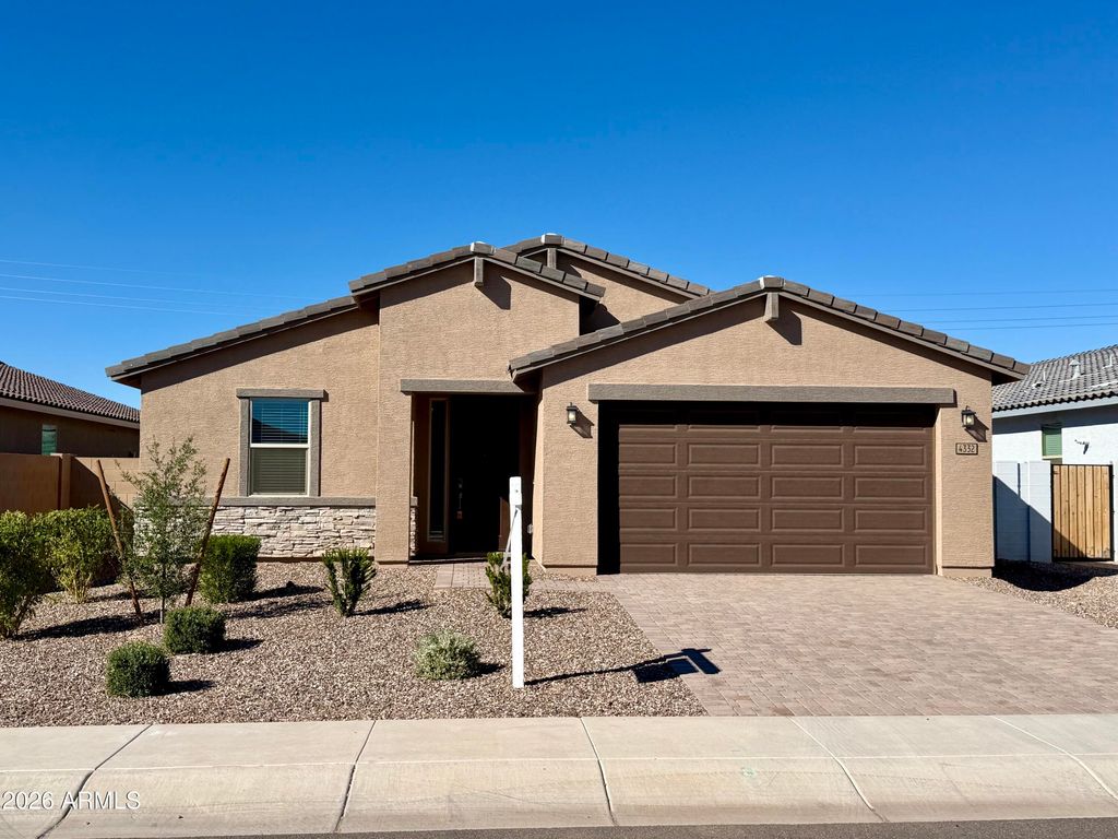4332 W HANNAH Street, San Tan Valley, AZ 85144