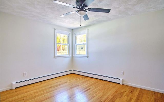 8 Ashby Street, Johnston, RI 02919