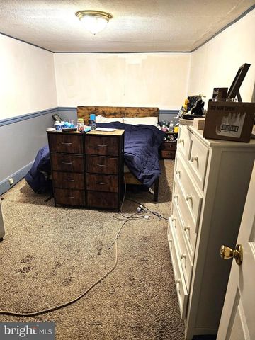 204-206 4TH AVE, Burnham, PA 17009