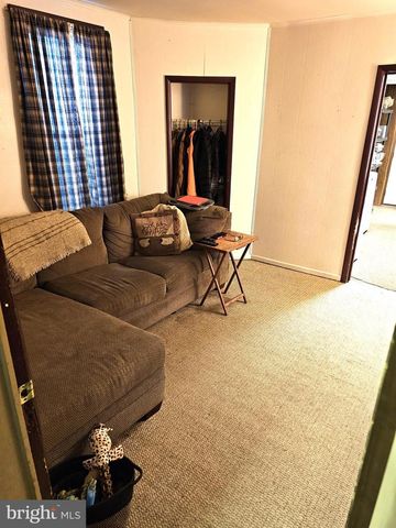 204-206 4TH AVE, Burnham, PA 17009