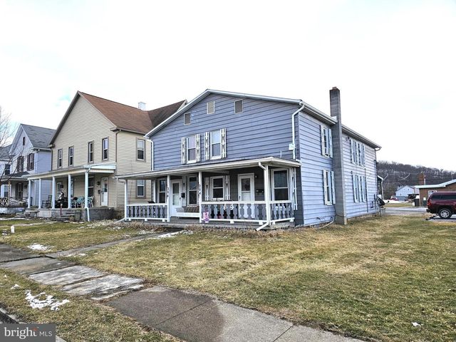 204-206 4TH AVE, Burnham, PA 17009