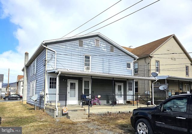 204-206 4TH AVE, Burnham, PA 17009