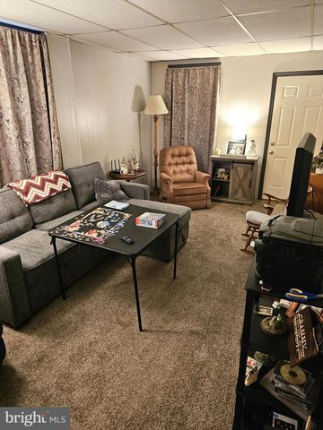 204-206 4TH AVE, Burnham, PA 17009