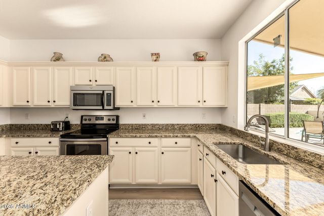 1823 E TYSON Place, Chandler, AZ 85225