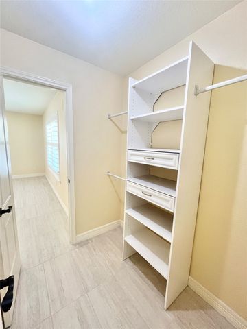 313 Santa Clara Street, Irving, TX 75062