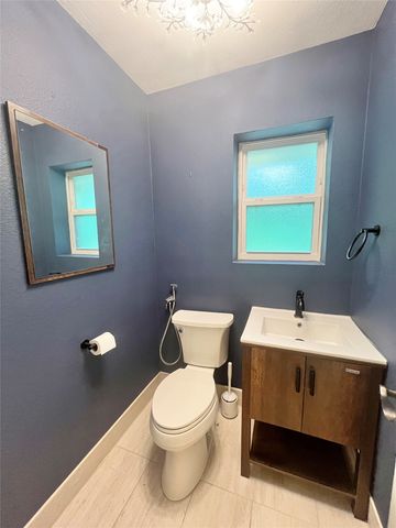 313 Santa Clara Street, Irving, TX 75062