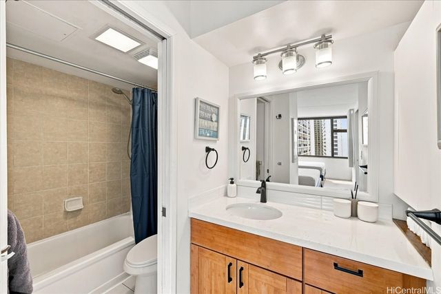 201 Ohua Avenue 1510-T2, Honolulu, HI 96815
