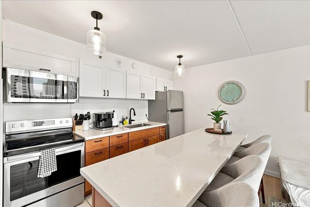 201 Ohua Avenue 1510-T2, Honolulu, HI 96815