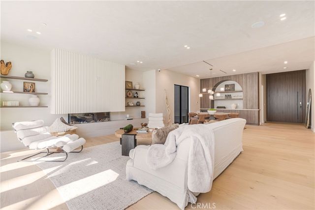 4759 Firmament, Encino, CA 91436