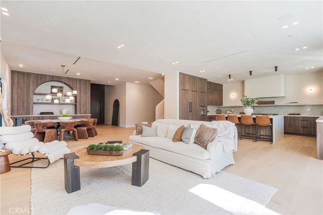 4759 Firmament, Encino, CA 91436