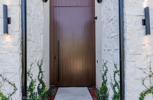 4759 Firmament, Encino, CA 91436