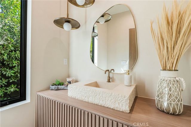 4759 Firmament, Encino, CA 91436