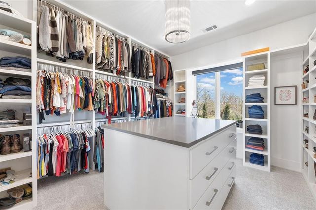 4140 W 151st Street, Leawood, KS 66224