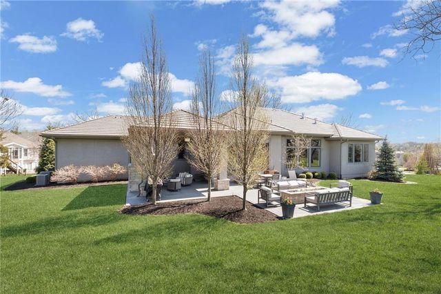 4140 W 151st Street, Leawood, KS 66224