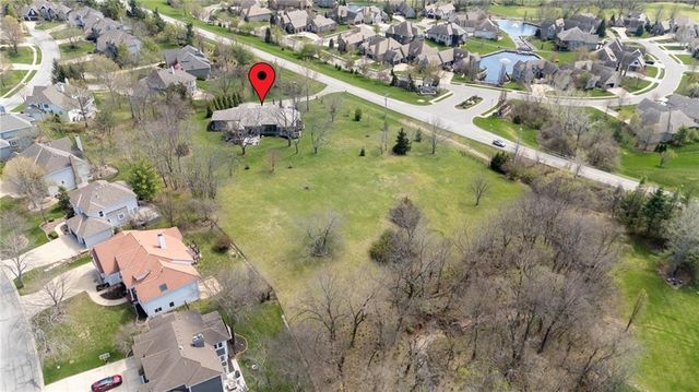 4140 W 151st Street, Leawood, KS 66224