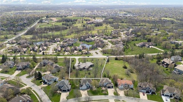 4140 W 151st Street, Leawood, KS 66224