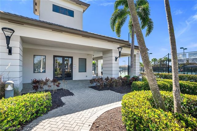 28616 Lobos CIR, Bonita Springs, FL 34135