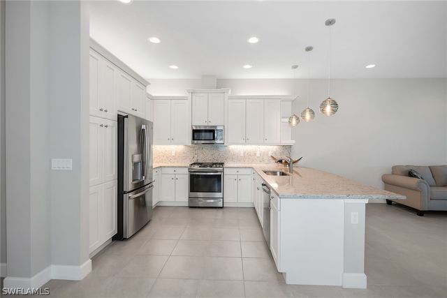 28616 Lobos CIR, Bonita Springs, FL 34135