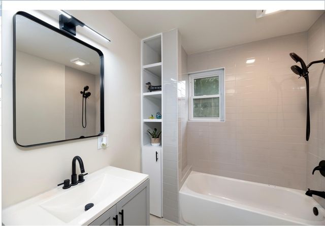 1413 Hill Street, Grapevine, TX 76051