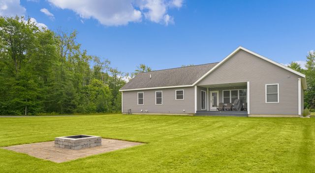 11839 Fillmore Street, West Olive, MI 49460