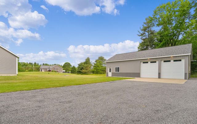 11839 Fillmore Street, West Olive, MI 49460