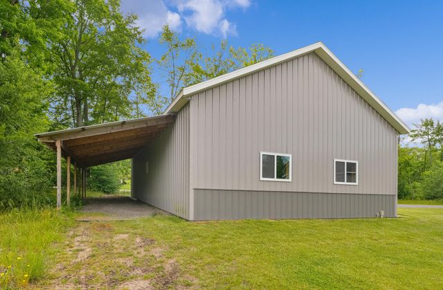 11839 Fillmore Street, West Olive, MI 49460