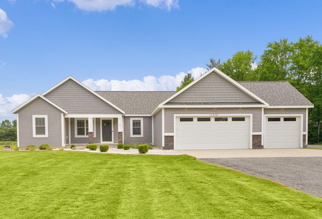 11839 Fillmore Street, West Olive, MI 49460